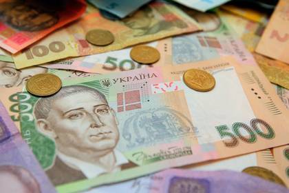 Украинская гривна оказалась сильнее рубля