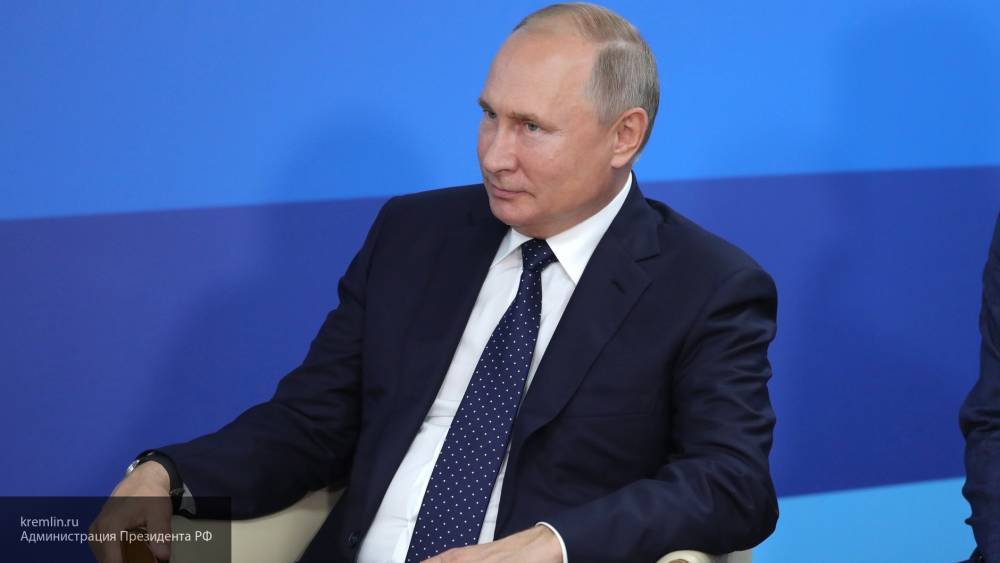 Путин призвал стремиться к снижению ипотечных процентных ставок