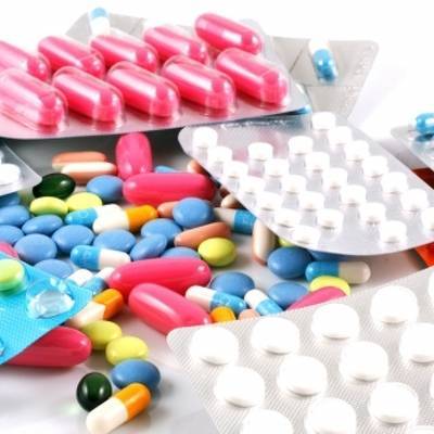 Поставки импортных лекарств, незарегистрированных в России, планируются в третьей декаде октября