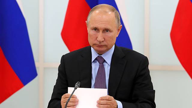 Путин на космодроме "Восточный": Жду более ответственного отношения