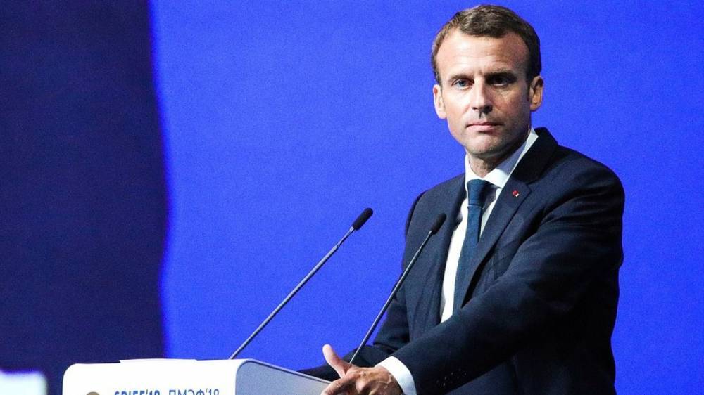 Президент Франции пригласил премьера Судана в Париж