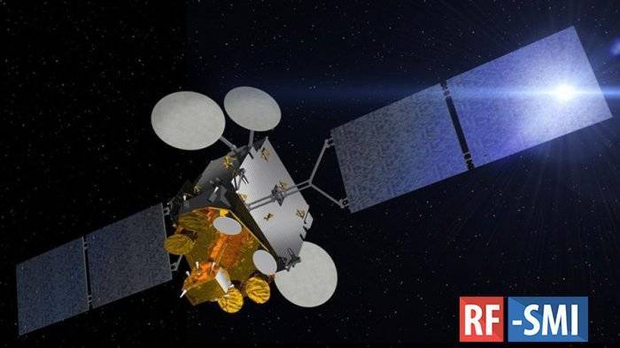 Российский спутник "Олимп" троллит американские космические объекты