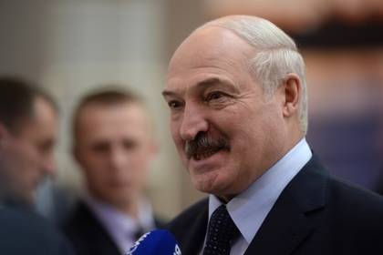 Лукашенко рассказал о подаренной Маском Tesla