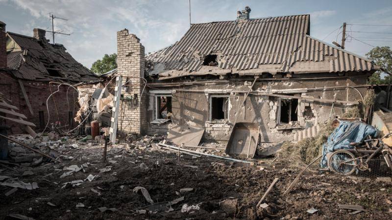 «Полностью развалило к хе*ам собачьим» – ВСУ разгромили поселок в ДНР