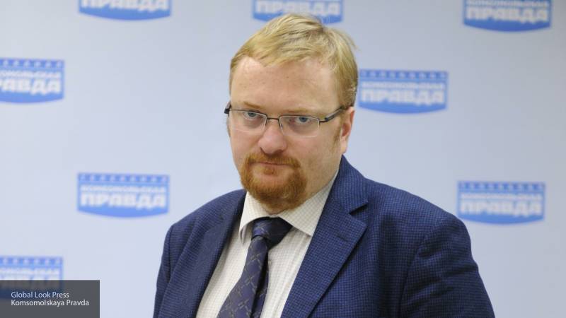 Навальный своими "увлечениями" лишил детей детства и заботы, считает Милонов