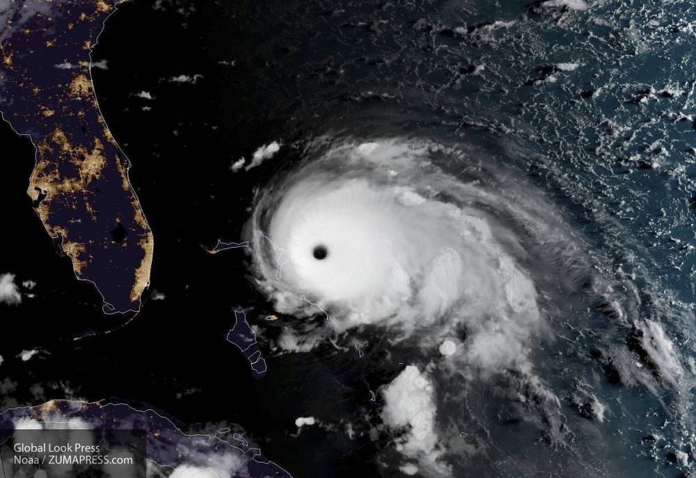 Разрушительная сила урагана «Дориан» снизилась до первой категории