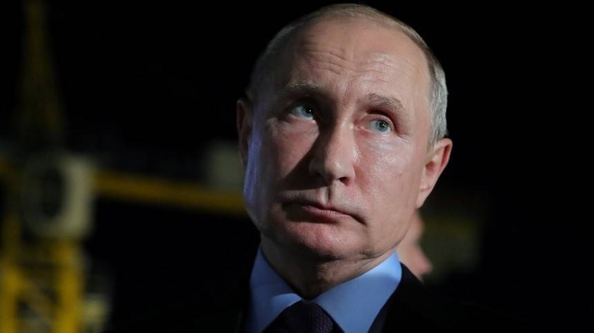 Владимир Путин позвонил главе ЦИК после информации о нападении на нее