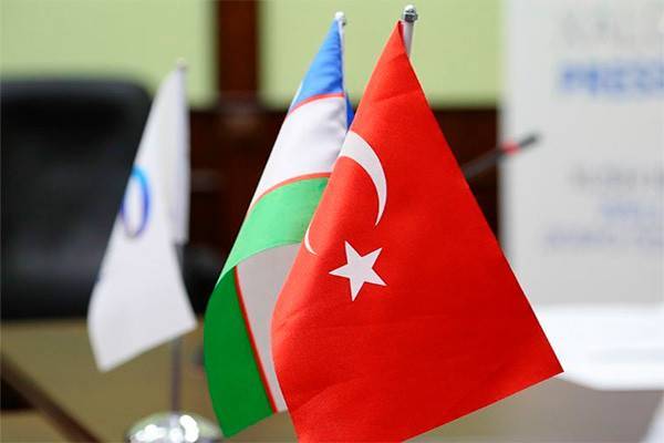 Узбекистанцев предупреждают о тотальных облавах в Турцииние документов в Турцию | Вести.UZ