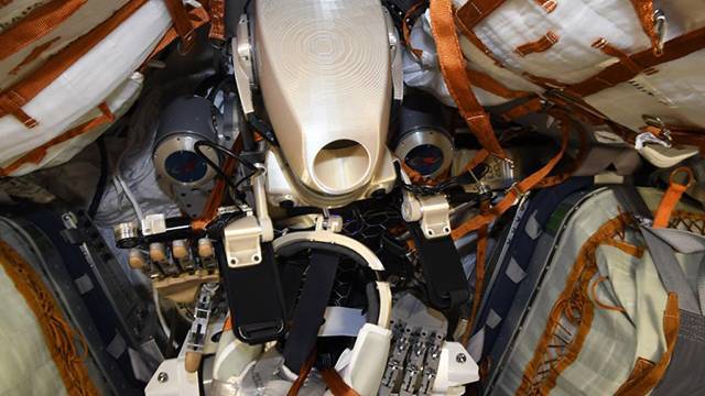 Робота "Федора" включили перед возвращением с МКС на Землю