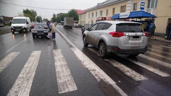 На Урале чиновник и экс-полицейский сбил девушку и напал на инспектора ДПС