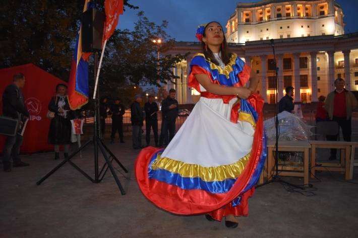 США при посольстве в Колумбии открывает секцию по делам Венесуэлы