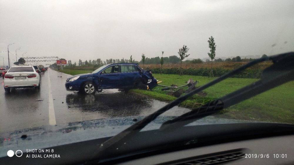 Плохая видимость на дороге стала причиной ДТП на Пулковском шоссе