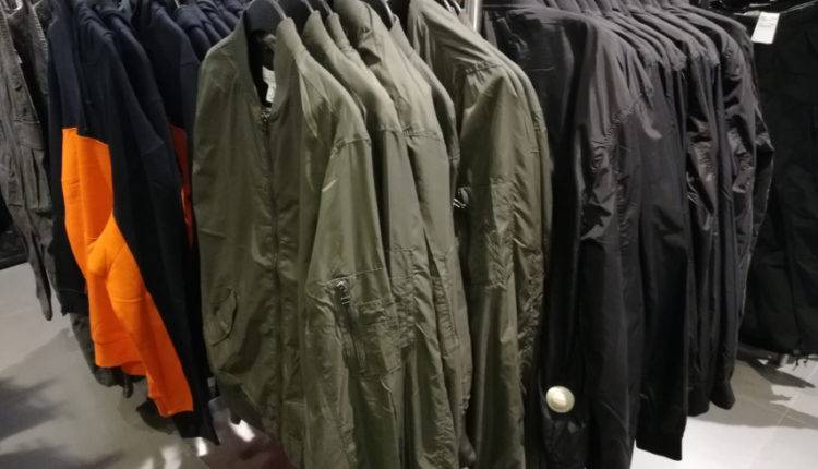 Японская компания выпустила куртку из паутины