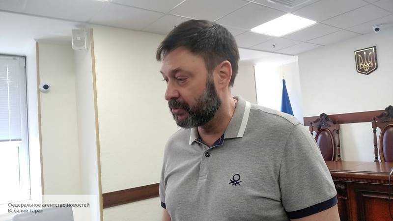 Журналист не должен сидеть в тюрьме, заявил прибывший в Москву Вышинский