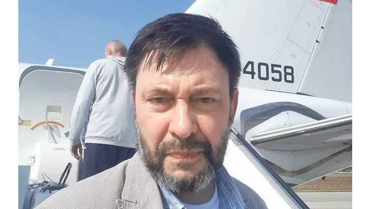 Вышинский опубликовал фото из киевского аэропорта
