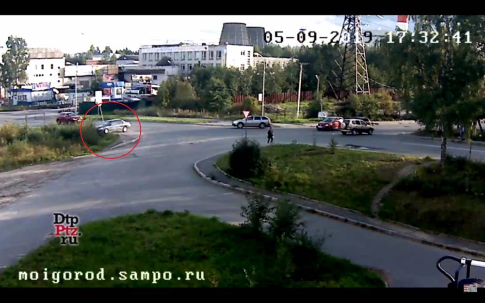 На Сулажгорской при столкновении двух автомобилей пострадал пассажир
