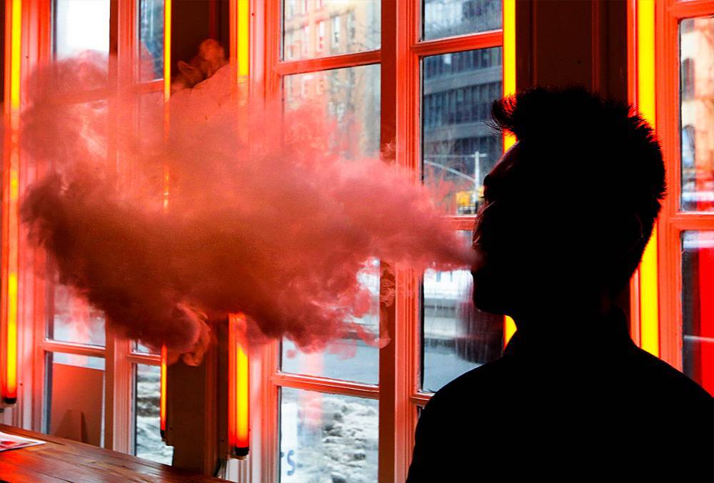Мичиган первым в США временно запретит продажу ароматизированных электронных сигарет
