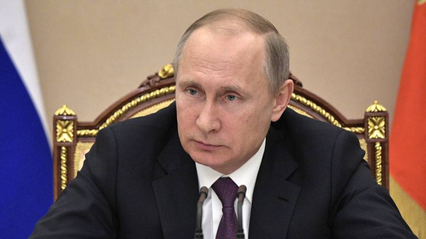 Путин поручил выделить дополнительную помощь Приамурью после паводков
