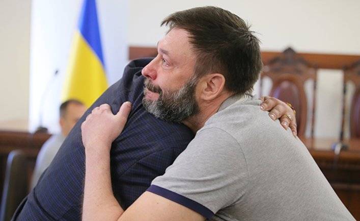 Страна (Украина): Украина и Россия провели масштабный обмен пленными. Как это было