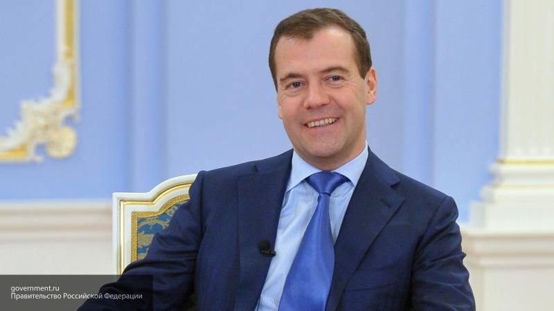 Медведев в соцсети поздравил Москву с Днем рождения