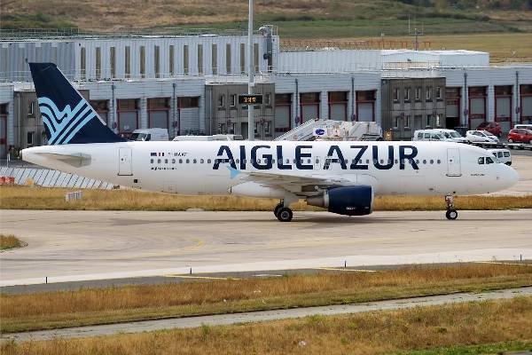 Французская Aigle Azur отменила все авиарейсы из-за финансовых проблем