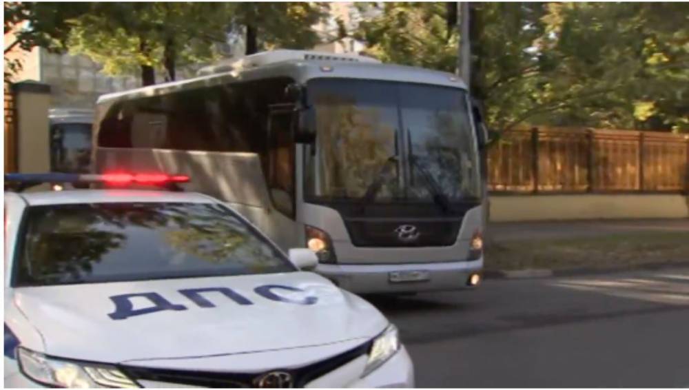 Три автобуса выехали из СИЗО «Лефортово», где содержатся украинцы