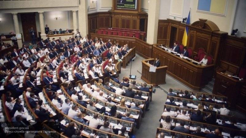 Экс-депутат и новоизбранный депутат Верховной рады подрались в ресторане Киева