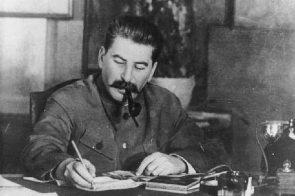 "Все забрал, и дело с концом!": Путин о Сталине и принадлежности Курил