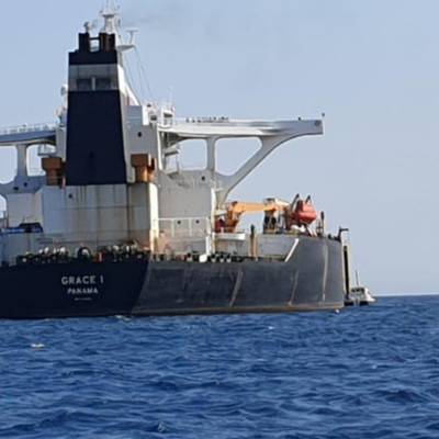 Береговая охрана Ирана задержала судно по подозрению в контрабанде