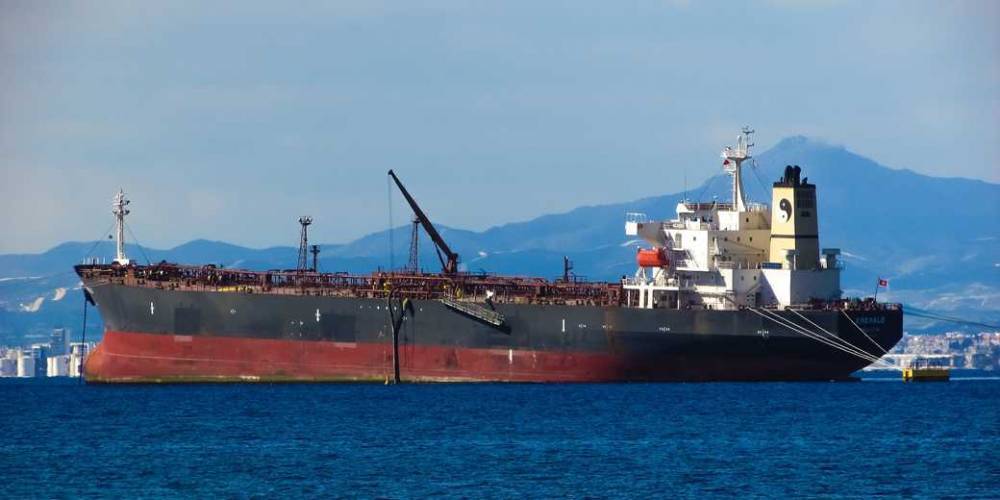 Иранский танкер все-таки привез 2 миллиона баррелей нефти Асаду