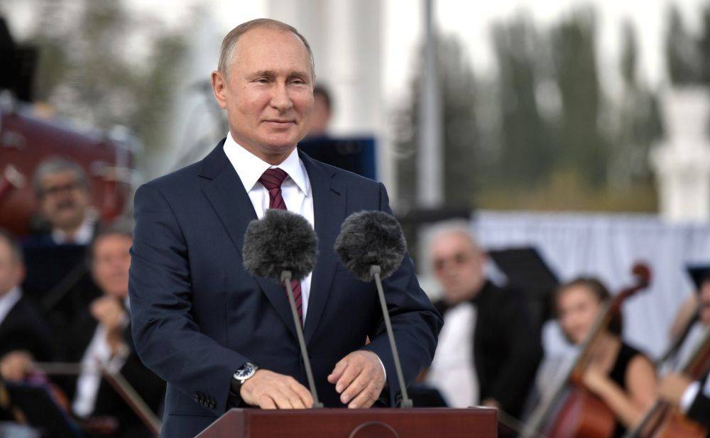 Собянин показал Путину новый Дворец водных видов спорта в Лужниках
