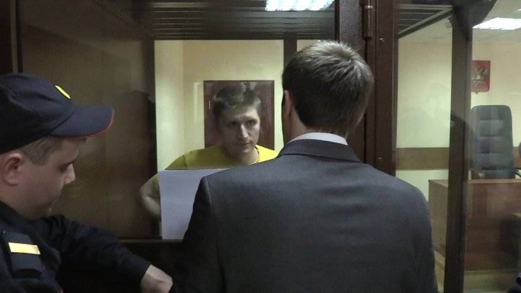 Навальный выставил «невинной жертвой» призывавшего убивать детей блогера Синицу