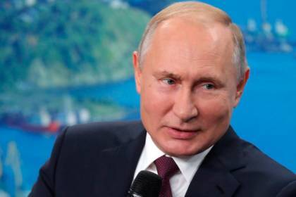 Путин оценил идею создания киберполиции для борьбы с продажей наркотиков в сети