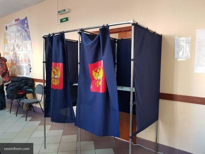 На Сахалине начали работу более 300 избирательных участков