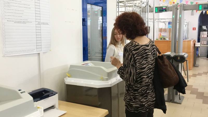 Член СПЧ Поляков назвал выборы в Петербурге близкими к идеальным