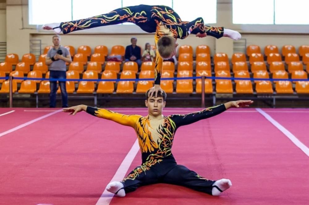 В Великом Новгороде за «Кубок Золотова» борются 160 акробатов из шести стран