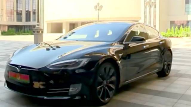 Илон Маск прокомментировал наличие у Лукашенко машины Tesla