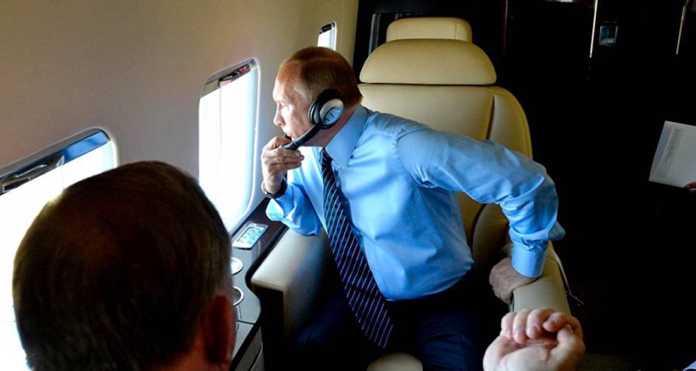Пилот президентского Ил-96 рассказал об экстремальной посадке с Путиным