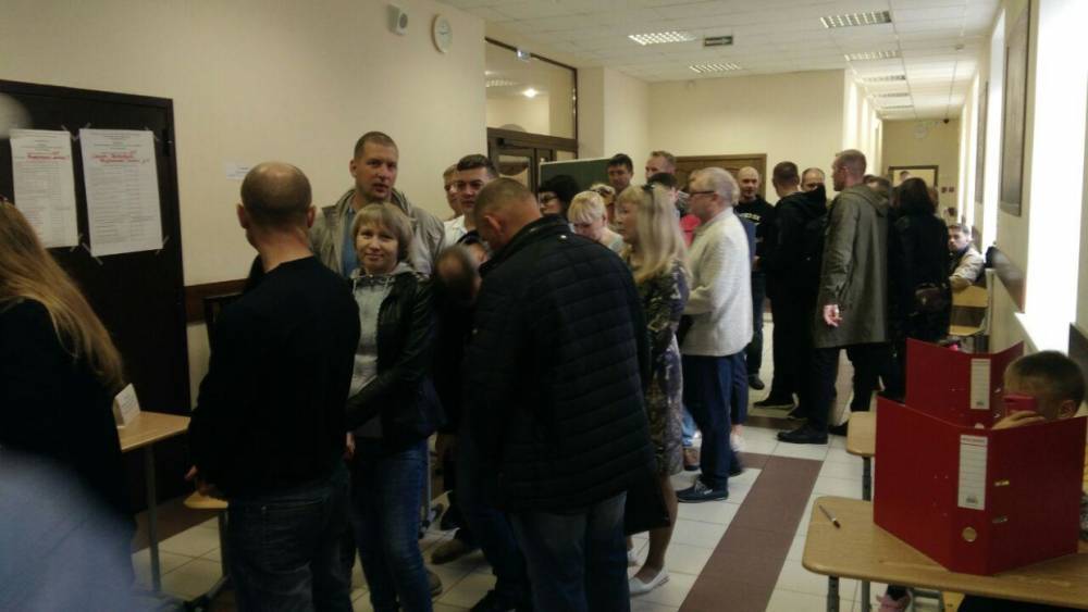 В УИК 105 подтвердили, что голосование проходит в штатном режиме и без нарушений - wvw.daily-inform.ru