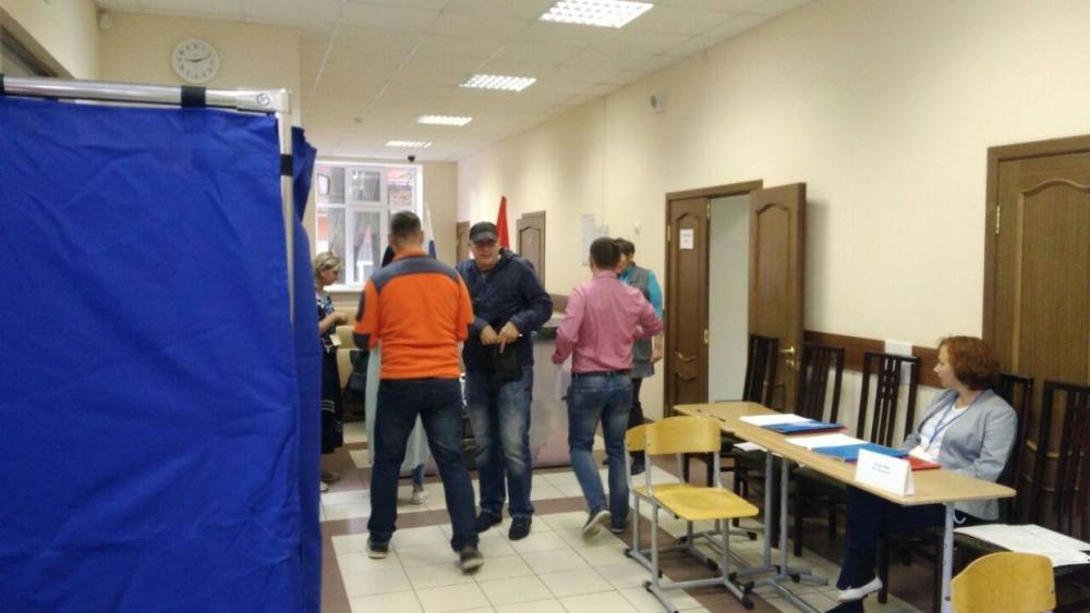 Нарушений на избирательном участке №105 в Петербурге не зафиксировано