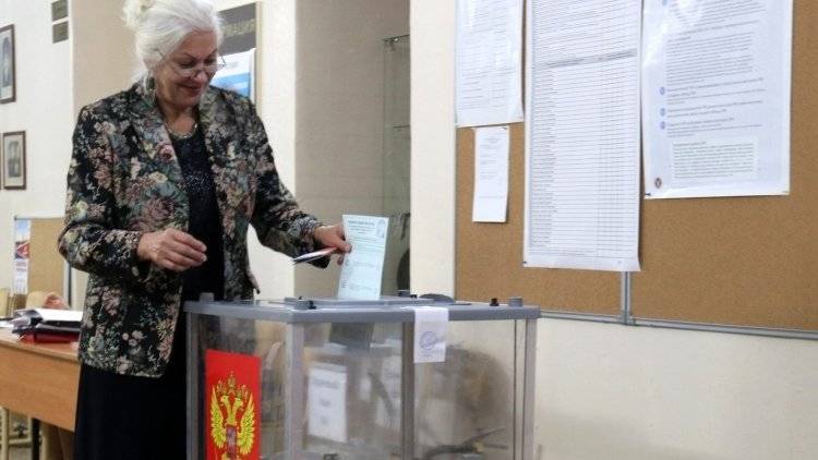 Петербург показал традиционную явку на выборах, заявил эксперт