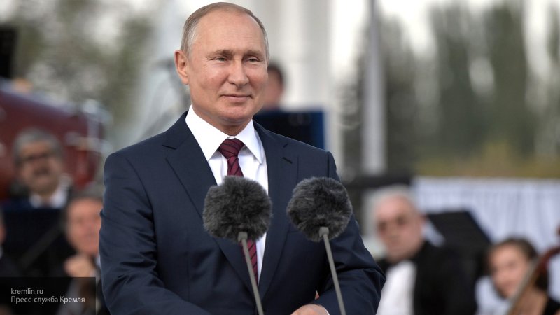 Личный пилот Путина рассказал о питании главы государства в перелетах