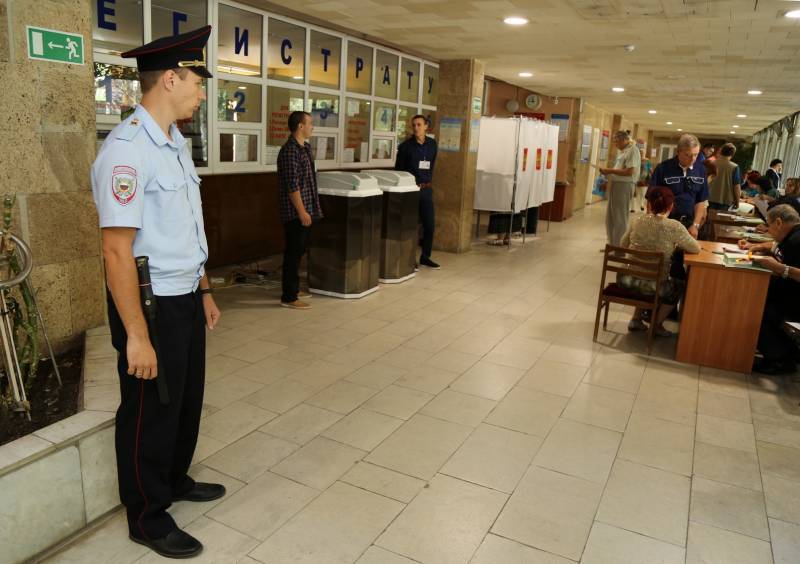 Правоохранители обеспечили безопасность в единый день голосования