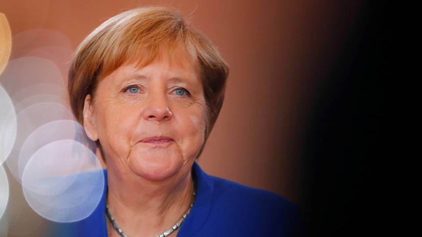 Меркель назвала подающим надежду знаком обмен между Москвой и Киевом