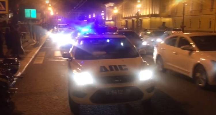 Семь человек попали в больницу после массового ДТП в Подмосковье