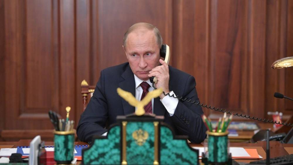 Путин и Макрон обсудили состоявшийся между РФ и Украиной обмен удерживаемыми лицами