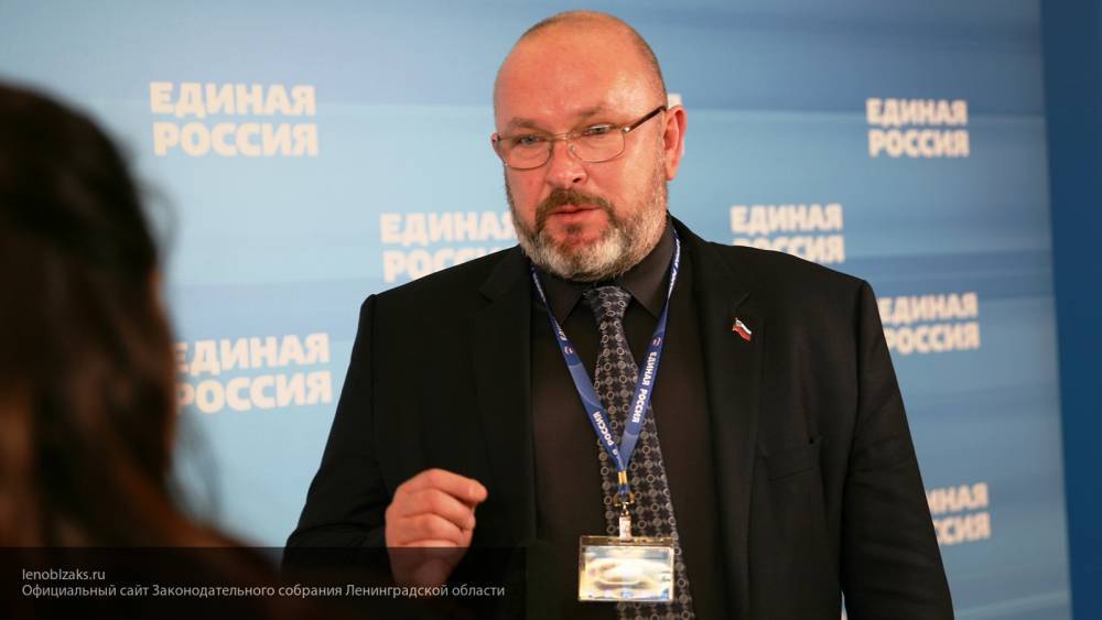 Политолог оценил работу избирательных комиссий Петербурга, не давших саботировать выборы