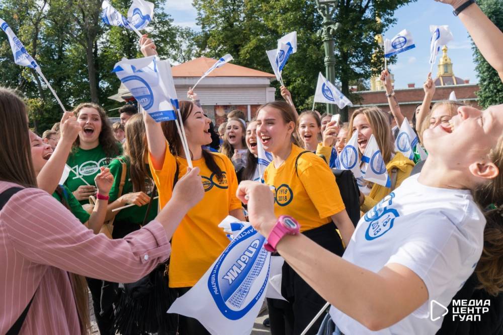 Парад российского студенчества соберет 2500 первокурсников в Петропавловской крепости