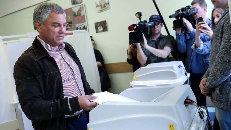 Володин отдал голос на выборах в Мосгордуму