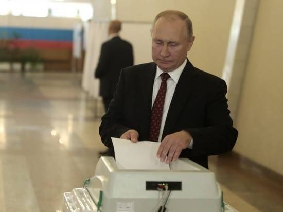 Путин проголосовал на выборах в Москве